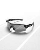 عینک آفتابی ورزشی oakley
